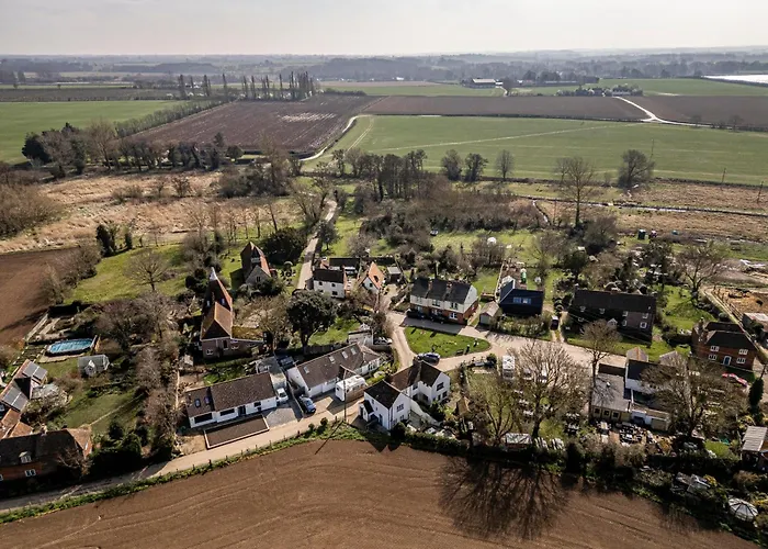Marshmede Cottage - Picturesque, Tranquil, Relaxing